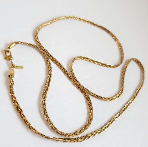 Monet Jewelry - MONET gold tone braided necklace